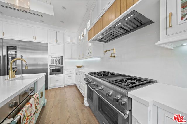 12345 Huston Street, Valley Village, CA 91607