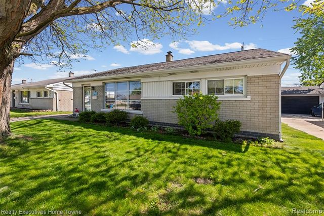 25520 Miracle Drive, Madison Heights, MI 48071