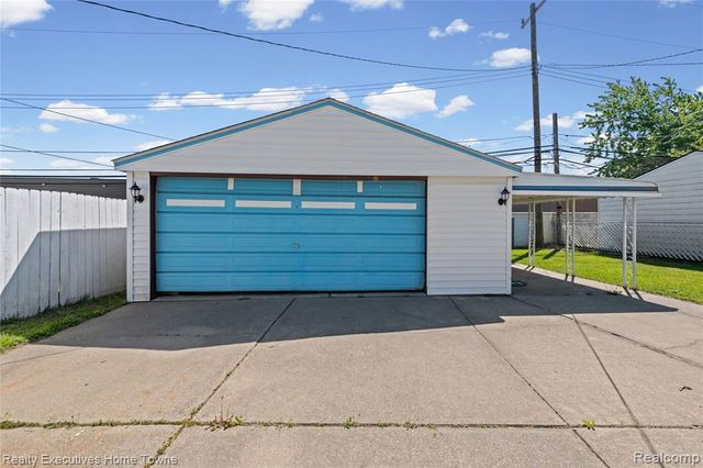25520 Miracle Drive, Madison Heights, MI 48071
