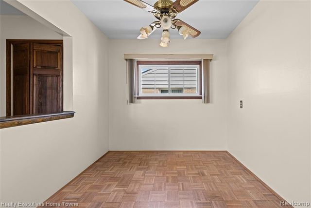 25520 Miracle Drive, Madison Heights, MI 48071