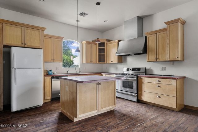 339 W McKeown, Patagonia, AZ 85624