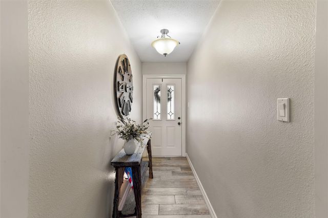 219 Red Oak Circle, Brazoria, TX 77422