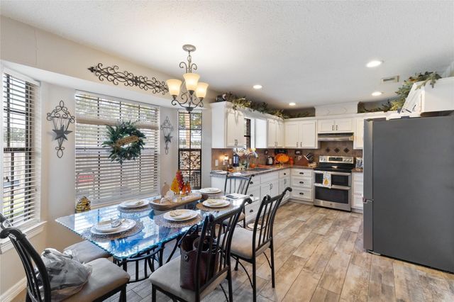 219 Red Oak Circle, Brazoria, TX 77422