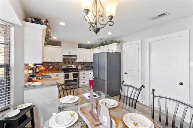 219 Red Oak Circle, Brazoria, TX 77422