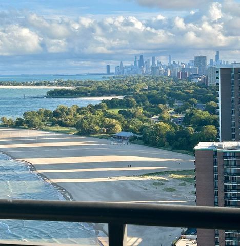 6007 N Sheridan Road 25E, Chicago, IL 60660