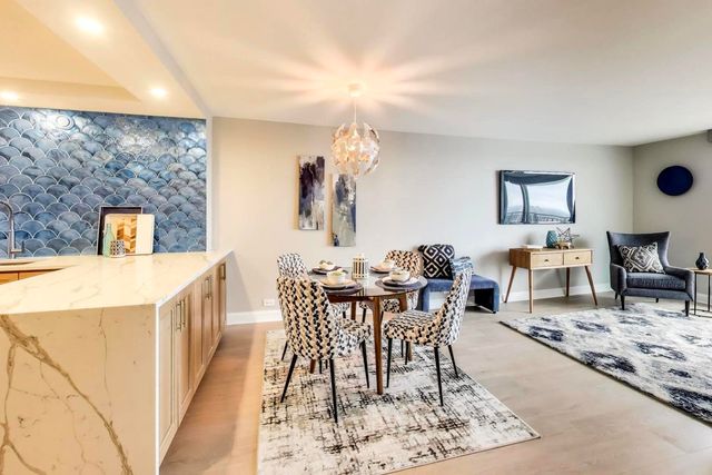 6007 N Sheridan Road 25E, Chicago, IL 60660