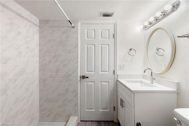 17455 Blueberry Hill DR # A, Fort Myers, FL 33908