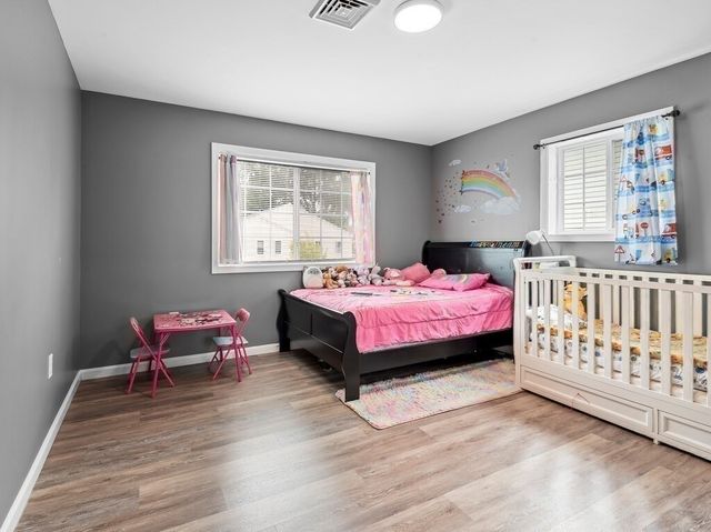 42 Ringgold St, Springfield, MA 01107