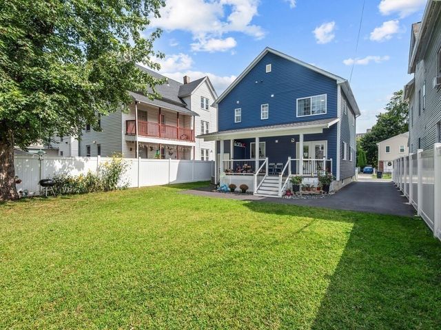 42 Ringgold St, Springfield, MA 01107
