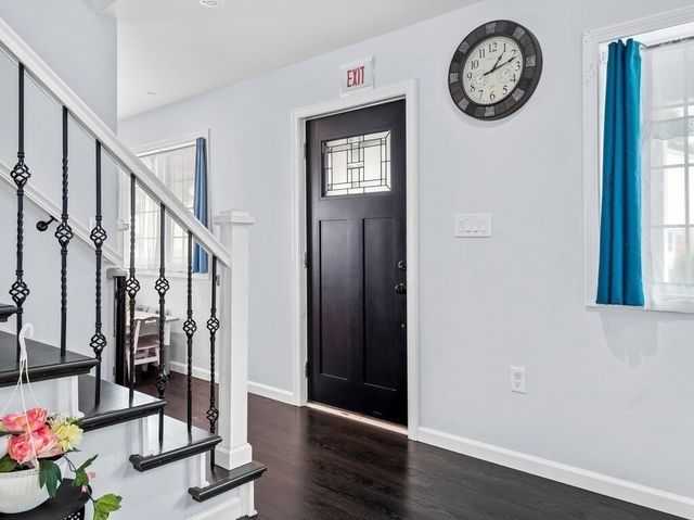 42 Ringgold St, Springfield, MA 01107