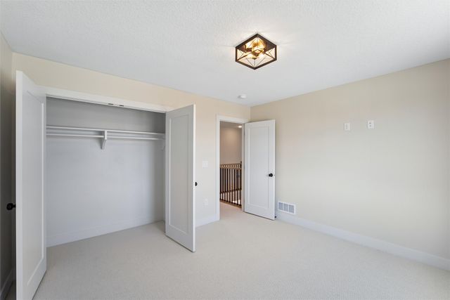 4656 177th Street, Urbandale, IA 50263