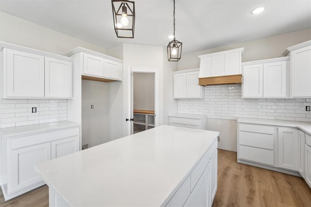 4656 177th Street, Urbandale, IA 50263