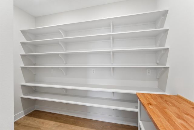 4656 177th Street, Urbandale, IA 50263