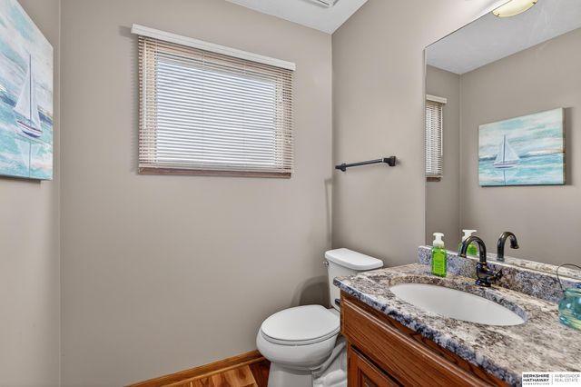 5512 S 166 Street, Omaha, NE 68135