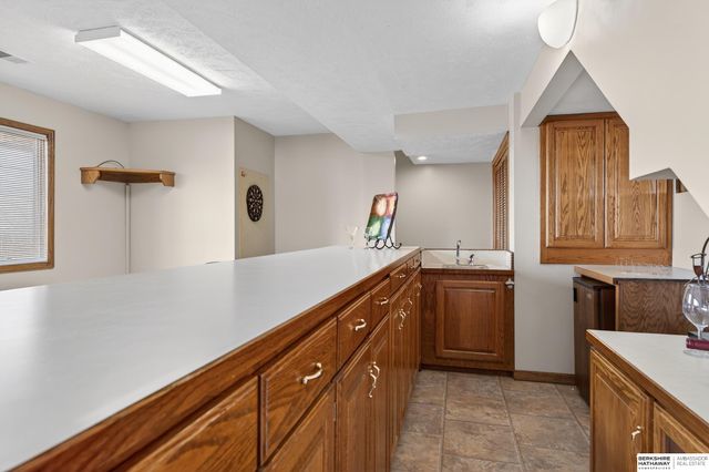 5512 S 166 Street, Omaha, NE 68135