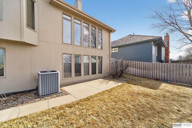5512 S 166 Street, Omaha, NE 68135