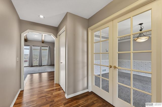 5512 S 166 Street, Omaha, NE 68135