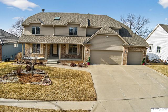 5512 S 166 Street, Omaha, NE 68135