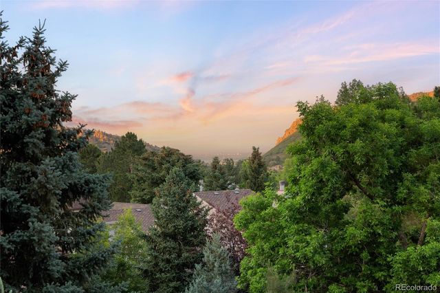 24 Desert Willow Lane, Littleton, CO 80127