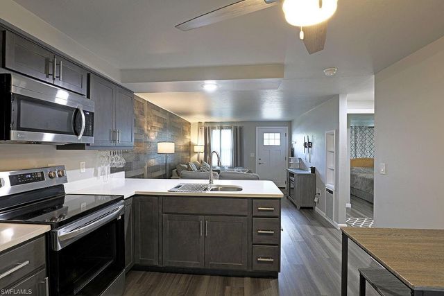 2184 Arden ST, Fort Myers, FL 33907