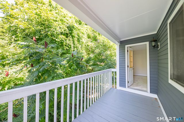202 Windgate Circle E, Monroe, CT 06468