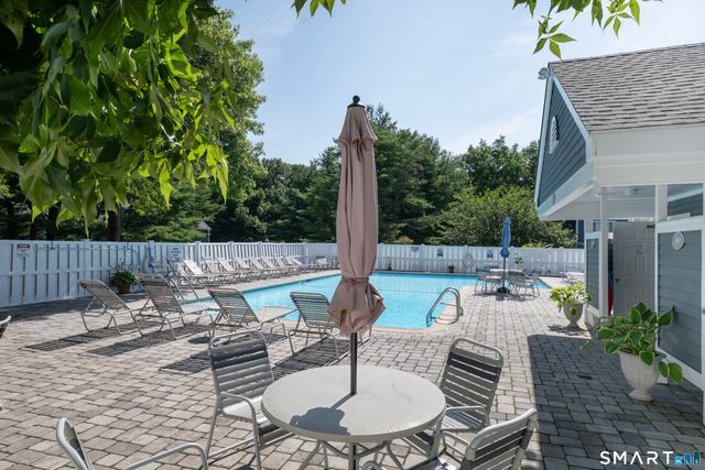 202 Windgate Circle E, Monroe, CT 06468
