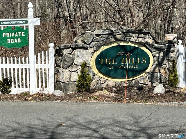 202 Windgate Circle E, Monroe, CT 06468