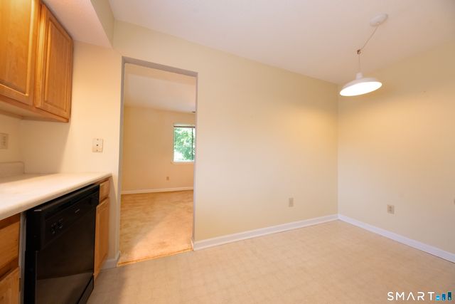 202 Windgate Circle E, Monroe, CT 06468