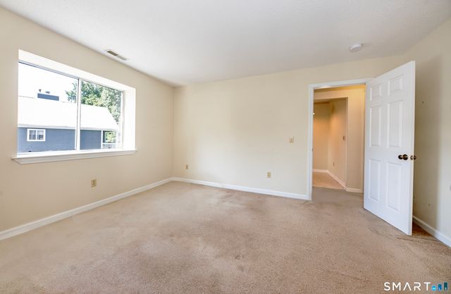 202 Windgate Circle E, Monroe, CT 06468