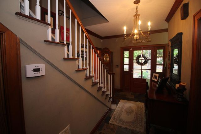 115 Dogwood Dr., Hattiesburg, MS 39402