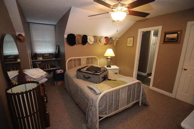 115 Dogwood Dr., Hattiesburg, MS 39402
