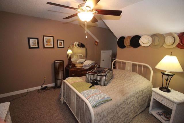 115 Dogwood Dr., Hattiesburg, MS 39402