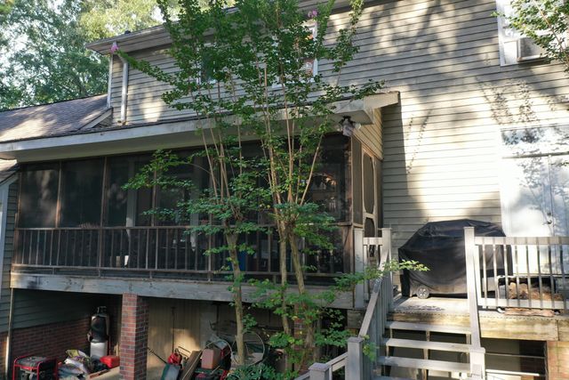 115 Dogwood Dr., Hattiesburg, MS 39402