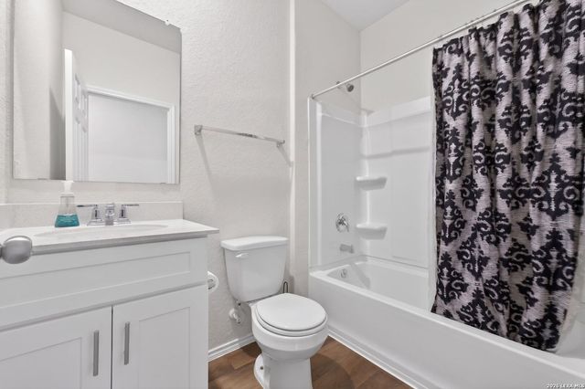 6907 Ashcat, Converse, TX 78109