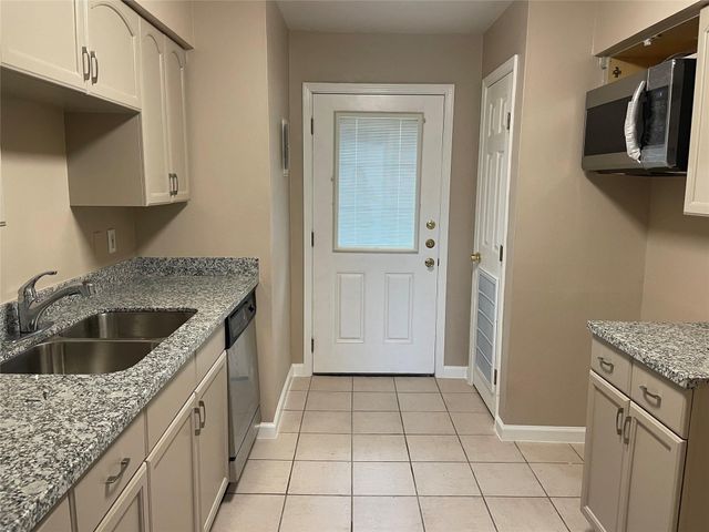 1914 Larrabee Street 1, Seabrook, TX 77586