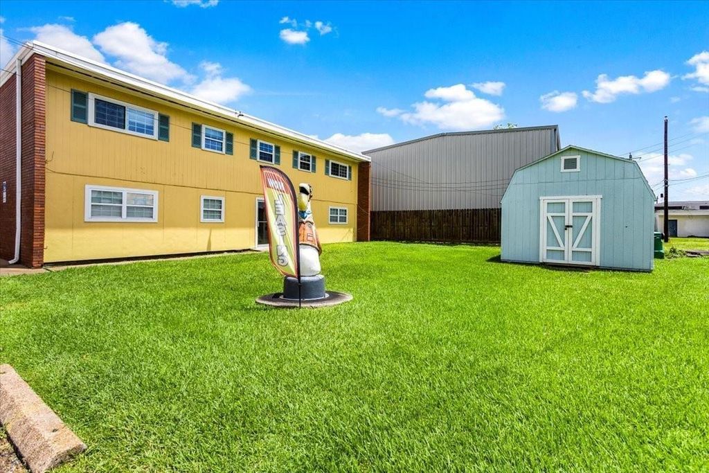 1914 Larrabee Street 1, Seabrook, TX 77586