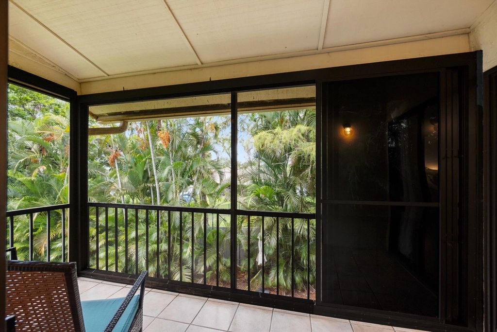 Image 20 of property listing at 12970 Dartford Trail 4, Wellington, FL 33414