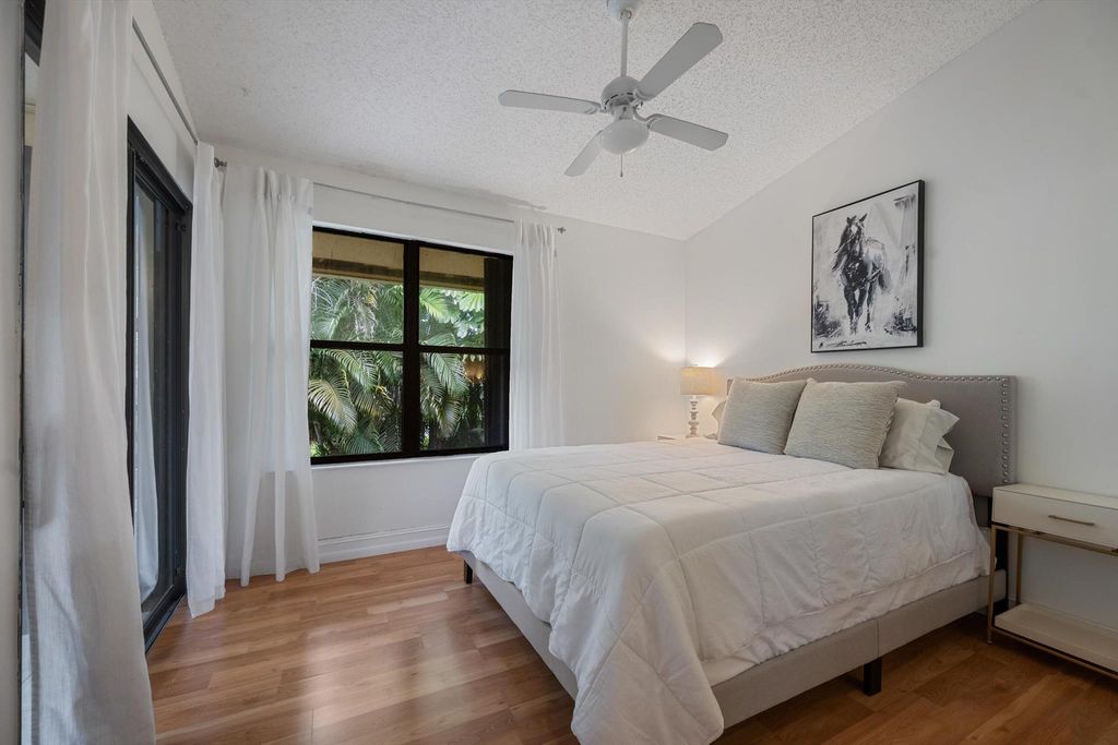 Image 21 of property listing at 12970 Dartford Trail 4, Wellington, FL 33414