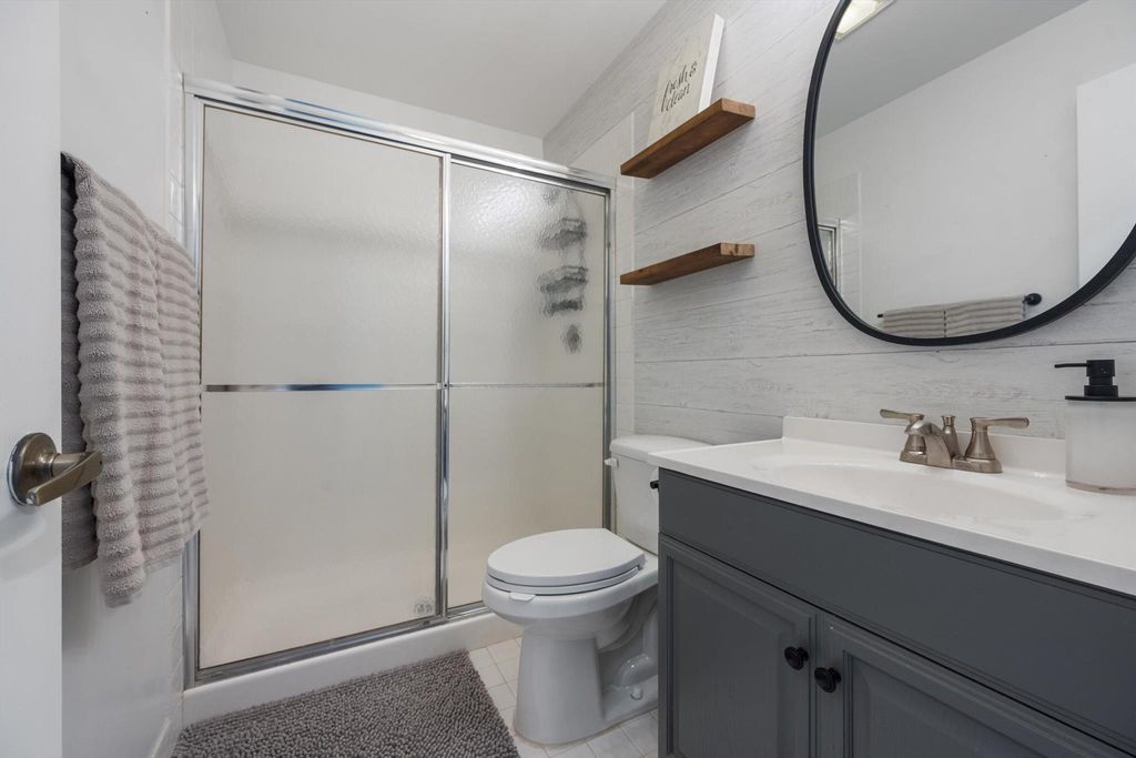 Image 22 of property listing at 12970 Dartford Trail 4, Wellington, FL 33414