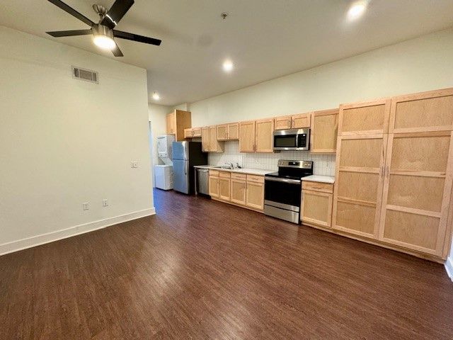 726 E Emma Avenue 100, Springdale, AR 72764