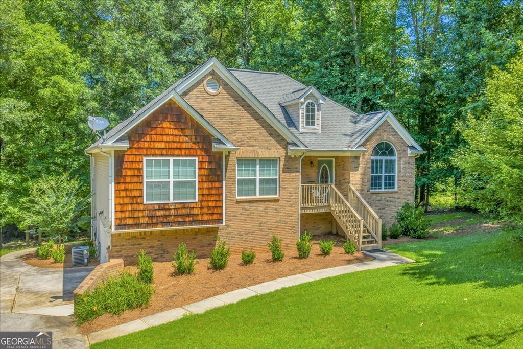 536 Sam Brown Boulevard, Commerce, GA 30529