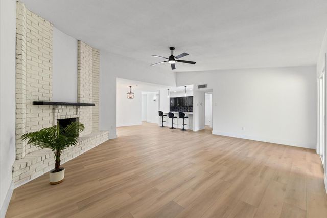 6934 Pickett Drive, Richmond, TX 77469