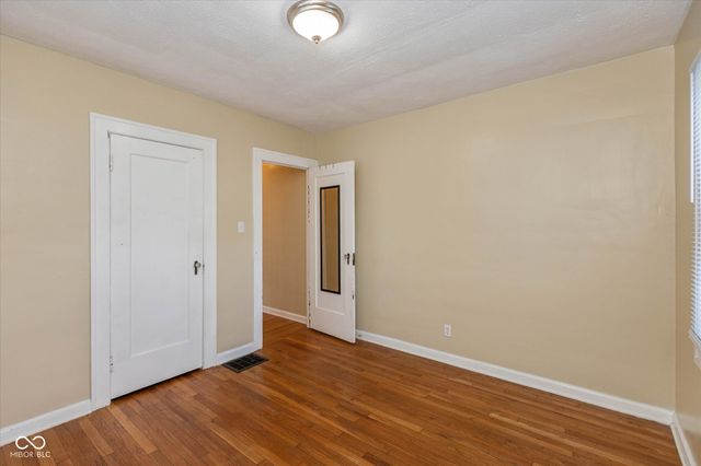 1210 Shannon Avenue, Indianapolis, IN 46201