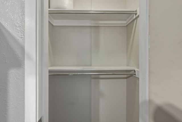 3710 Pratt Ln, Longview, TX 75604