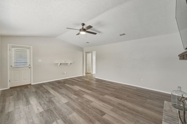 3710 Pratt Ln, Longview, TX 75604