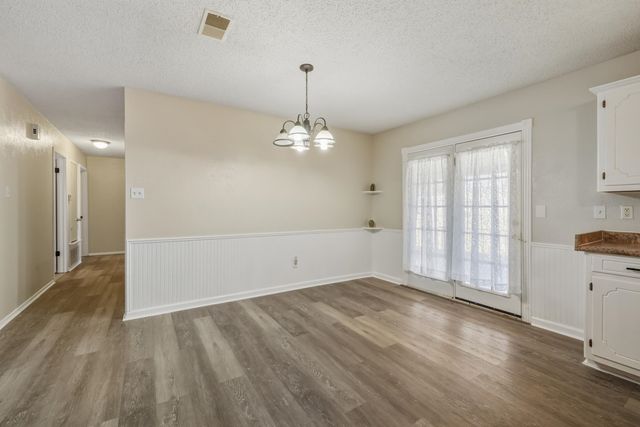 3710 Pratt Ln, Longview, TX 75604