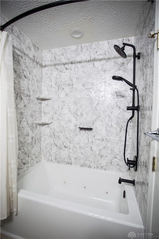 3302 Shorelands Road, Moraine, OH 45439