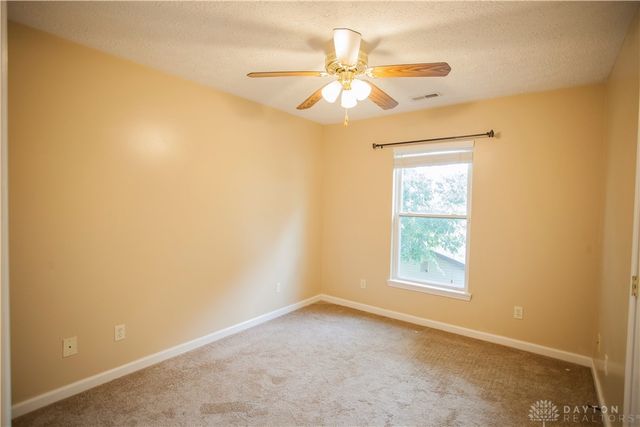 3302 Shorelands Road, Moraine, OH 45439