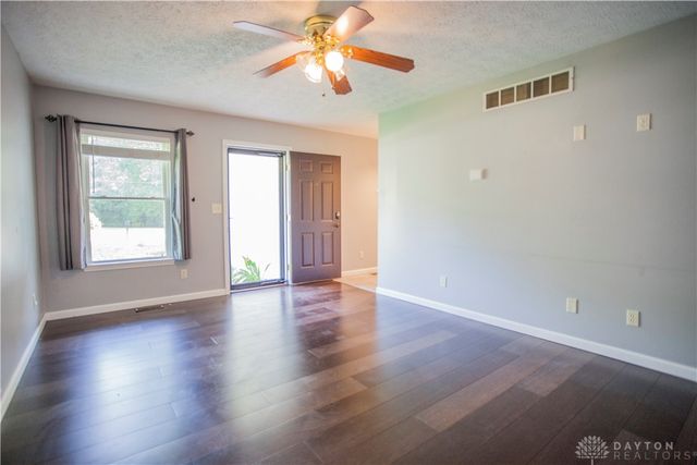 3302 Shorelands Road, Moraine, OH 45439