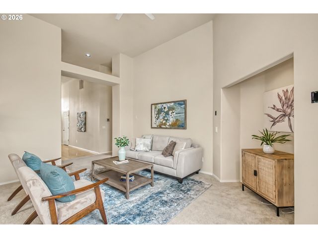 8891 Sw IOWA Dr, Tualatin, OR 97062